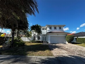 Building Photo - 3884 SW 150th Ct