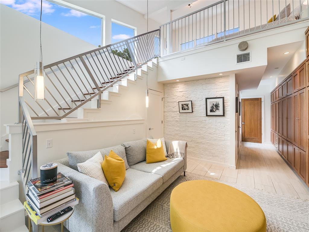 Foto principal - 1621 W 12th St