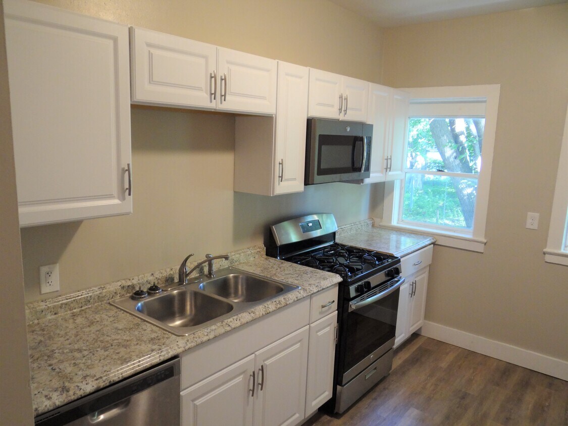 Foto principal - 227 Hamilton St