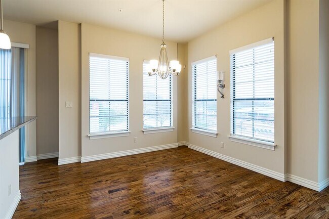 Foto del edificio - 5232 Colleyville Blvd