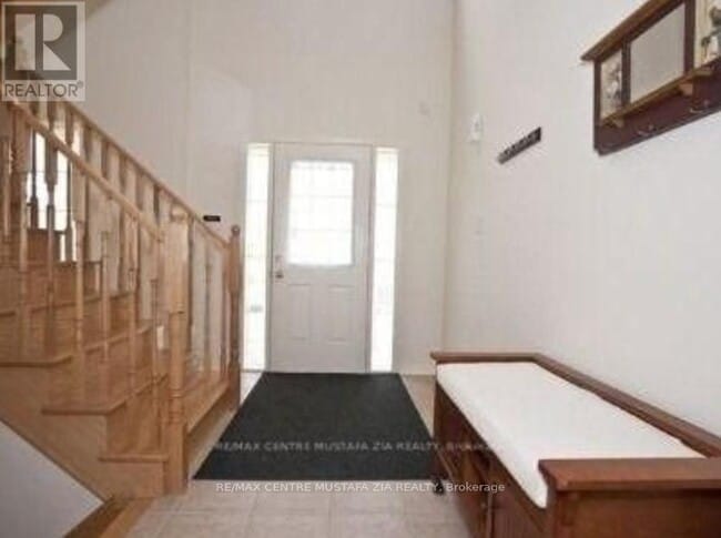 Building Photo - 158 Lavery Heights