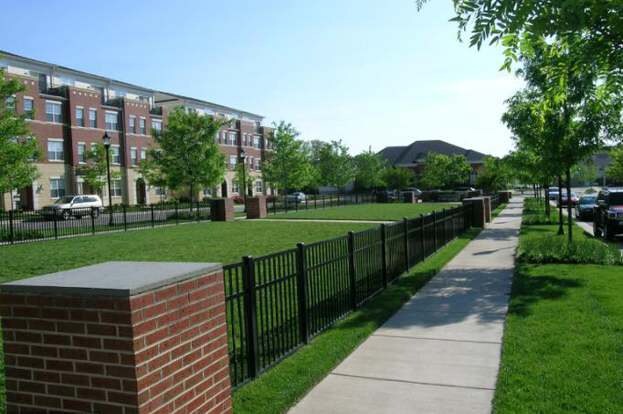 Foto del edificio - 43602 Hampshire Crossing Square