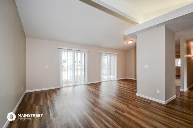 Foto del edificio - 3045 Durwood Dr, Florissant, MO 63033