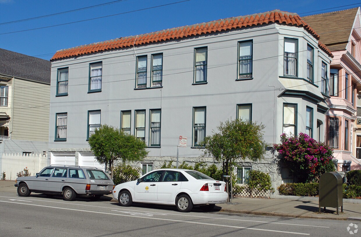 Primary Photo - 693-695 2nd Ave