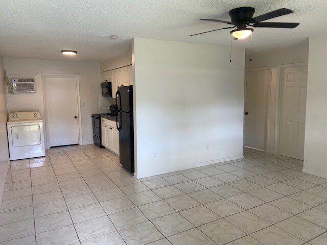 Foto del edificio - 8420 N Brooks St
