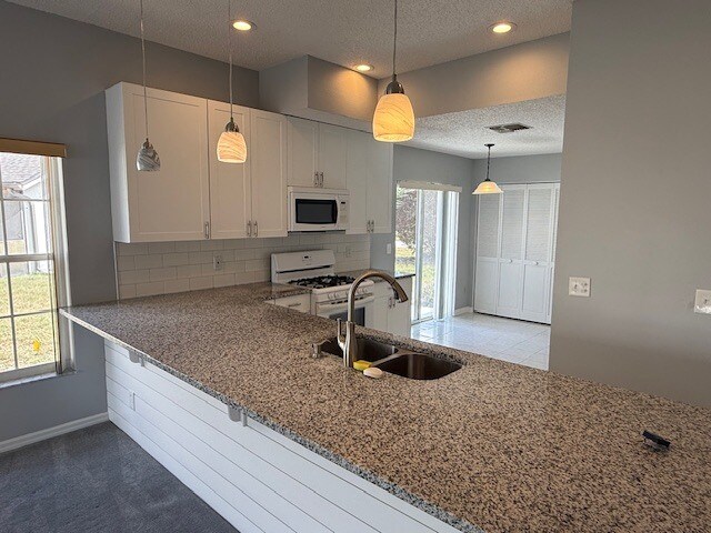 Foto del edificio - 5773 Parkview Lake Dr