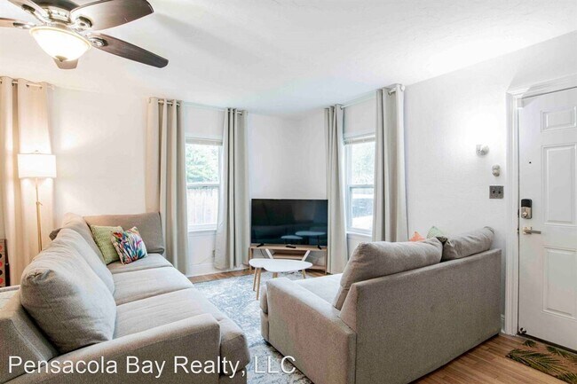 Foto del edificio - 3 br, 1 bath House - 14 Lieutenant St