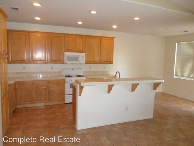Building Photo - 3 br, 2 bath House - 37775 Alder Court