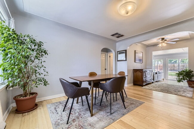 Building Photo - 2737 W Bayaud Ave