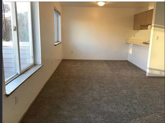 Foto del edificio - 12520 Greenwood Ave N