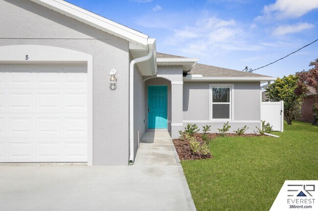 Building Photo - FULLY FENCED, LIKE NEW 3/2/1 TOWNHOUSE ON A CUL DE SAC IN BEAUTIFUL SEMINOLE WOODS