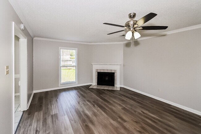 Foto del edificio - 8720 Bazemore Rd