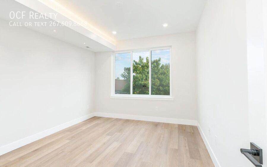 Foto principal - 626 W Norris St