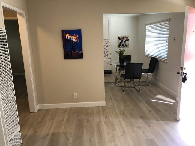 Separate kitchen/dining. - 1776 Monroe St