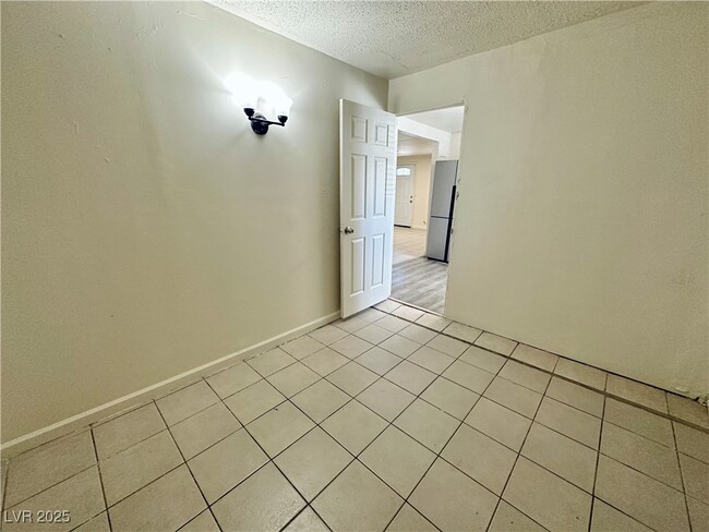 Foto del edificio - 1871 Shadow Mountain Pl