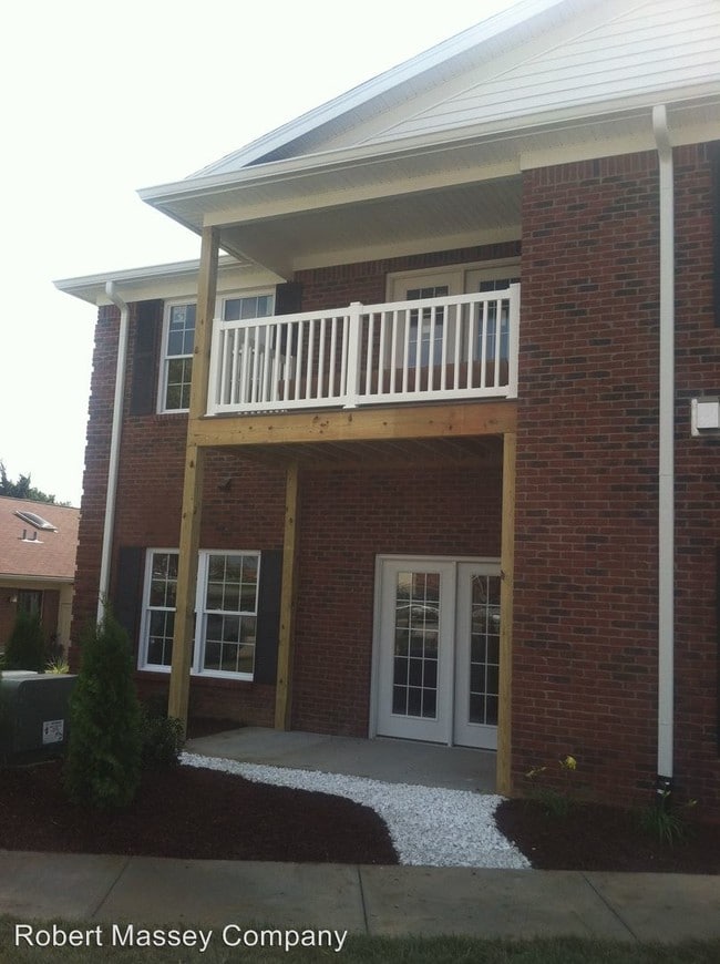 Building Photo - 12504 Townepark Way