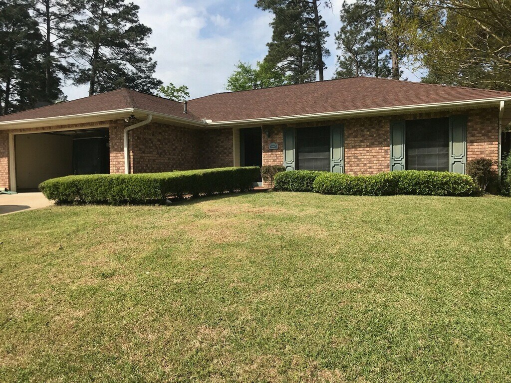 Building Photo - 9512 Teche Way