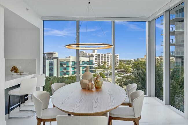 Foto del edificio - 2200 N Ocean Blvd