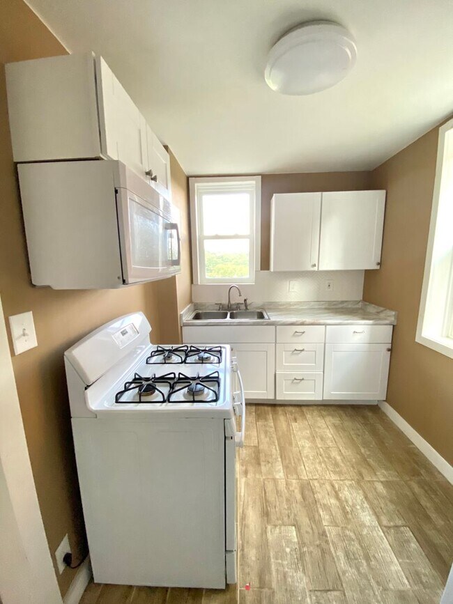 Foto del edificio - 2929-2931-2931 Clermont Ave