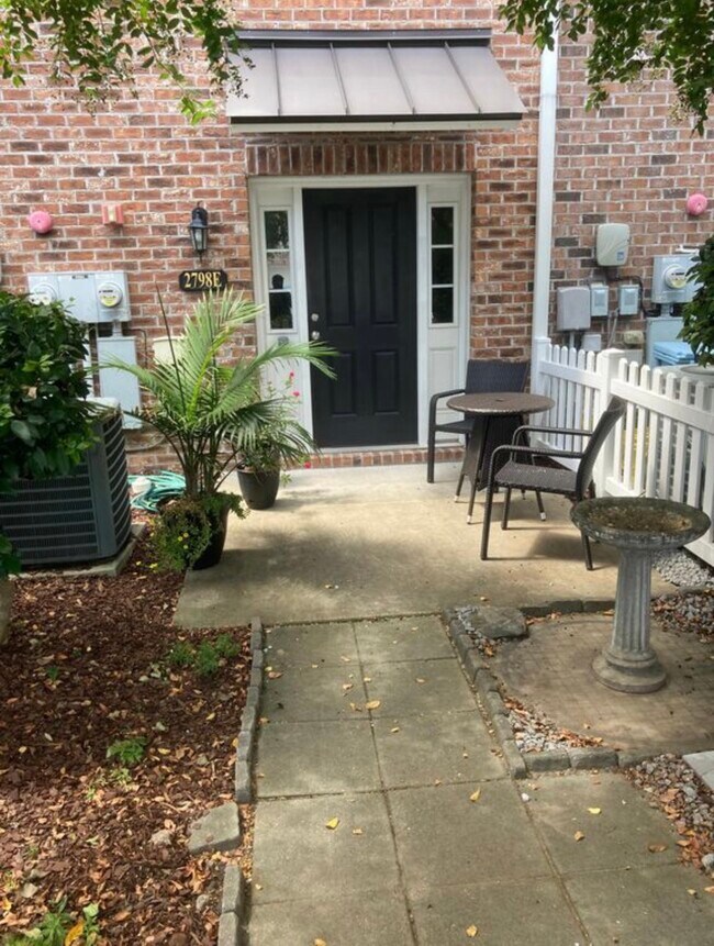 Foto del edificio - 2798 Howard Ave