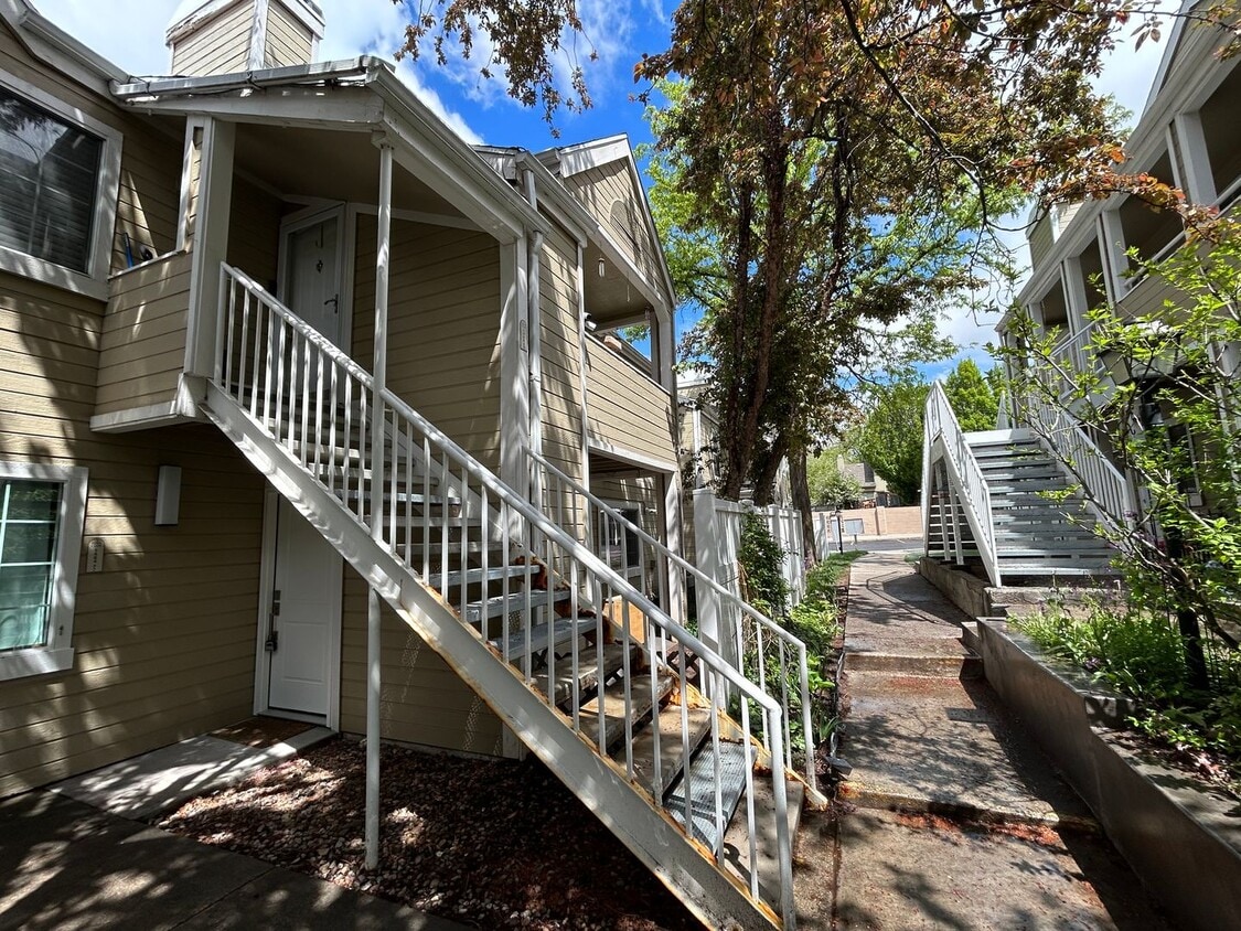 Primary Photo - 2 Bedroom 2 Bathroom Condo Salt Lake City