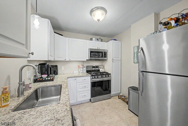 Building Photo - 701 Boonton Ave