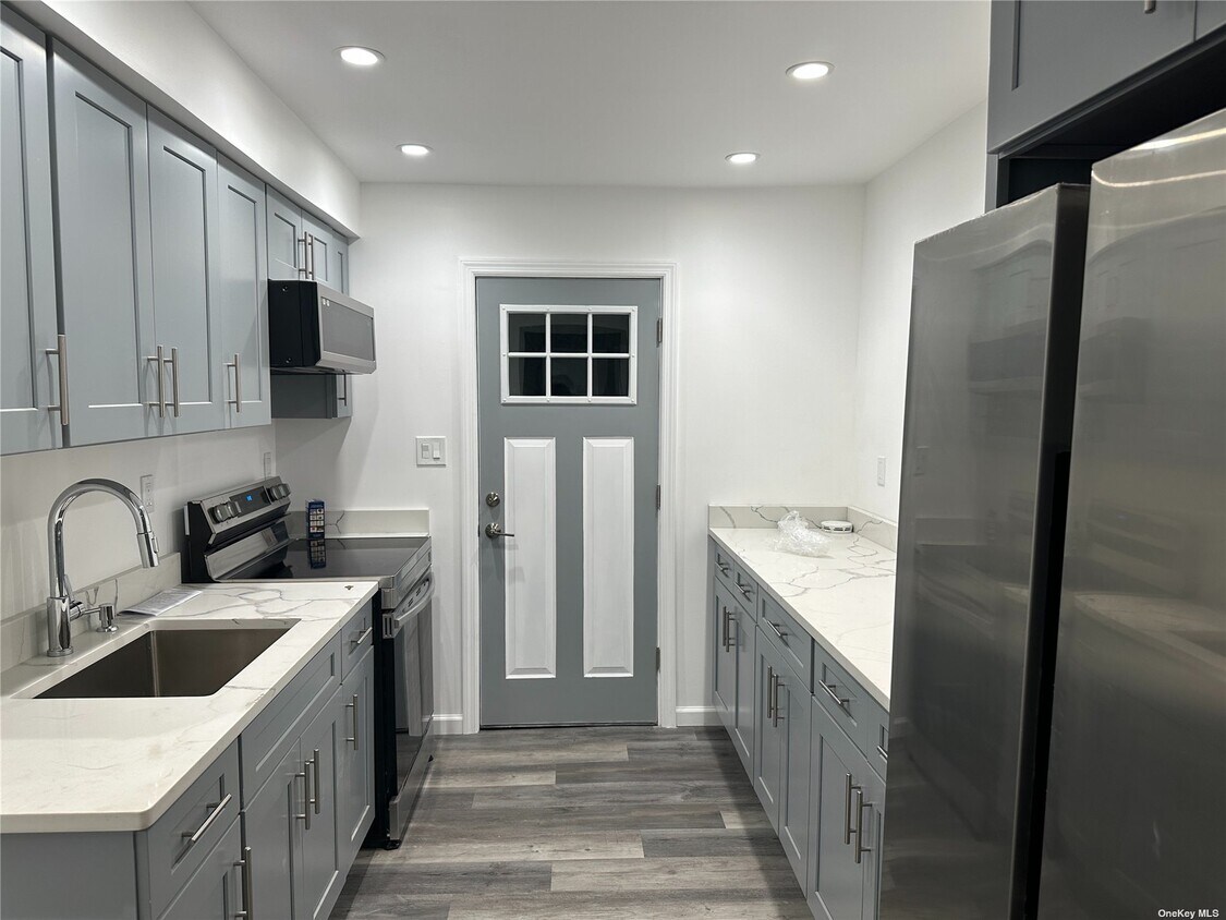 Foto principal - 200 Amherst St