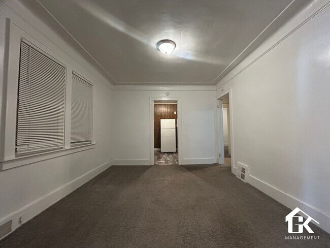Building Photo - 2425 Clements St