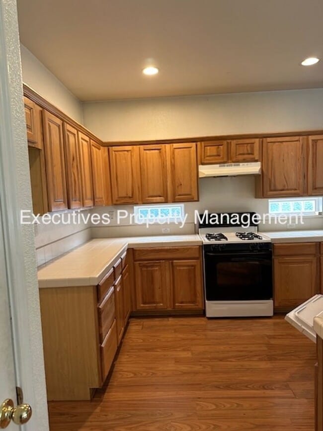 Photo - 3564 Santiago Ave House