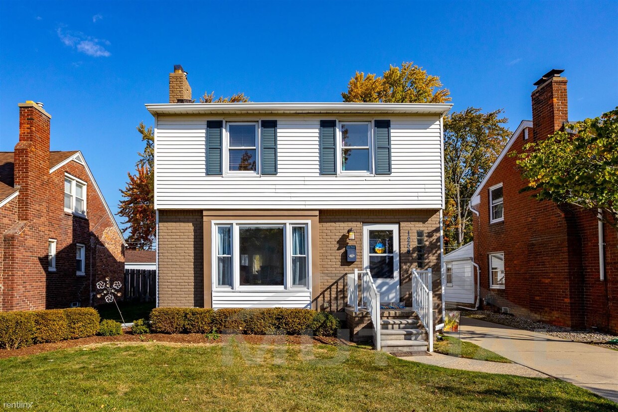 Primary Photo - 4 br, 2.5 bath House - 1258 Hampton Rd