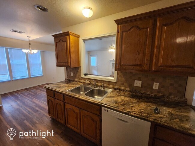 Building Photo - 11722 S Gum Avenue, Jenks, OK, 74037