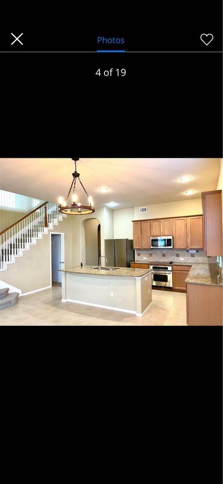Foto del edificio - 11490 La Grange Dr