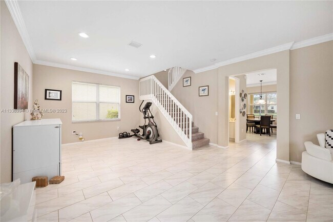 Foto del edificio - 7841 Jewelwood Dr