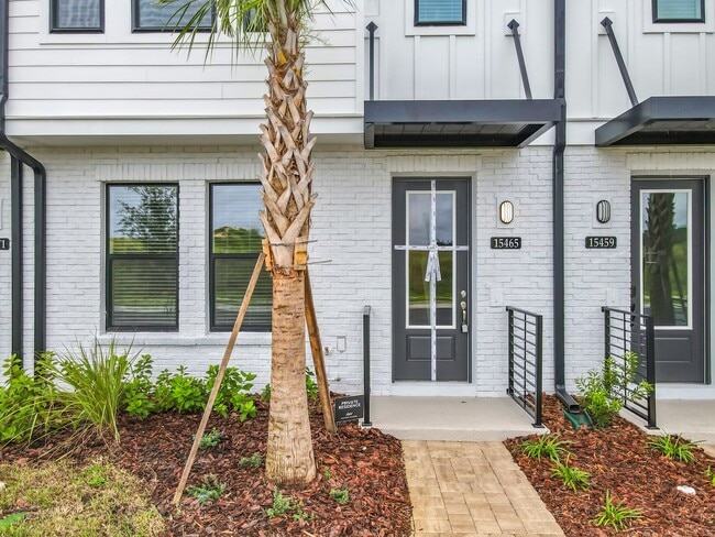 Photo - 15465 Hamlin Park Drive Townhome