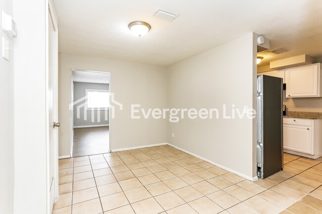 Building Photo - 7749 Arble Dr