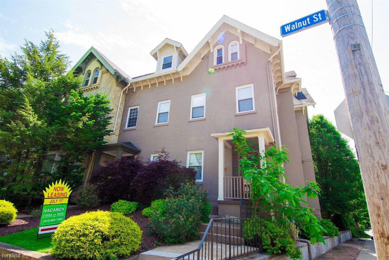Foto principal - 6200 Walnut St