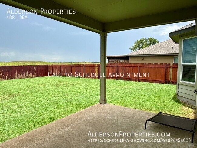 Foto del edificio - 942 Pumpkin Rdg