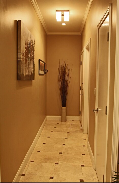 Foto del edificio - 10535 Ashton Ave