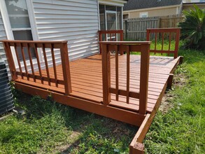 Building Photo - 10132 Lone Star Rd