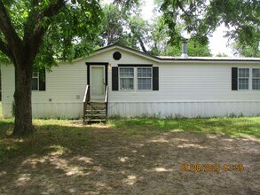 Building Photo - 908 Westview Dr