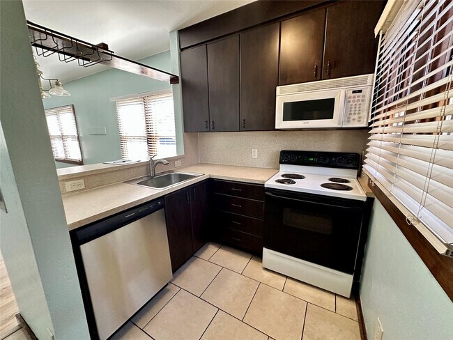 Foto del edificio - 11 SW 11th Ave
