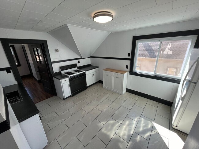 Foto del edificio - 334 N 60th St