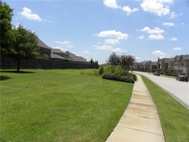 Foto del edificio - 4245 Indian Run Dr