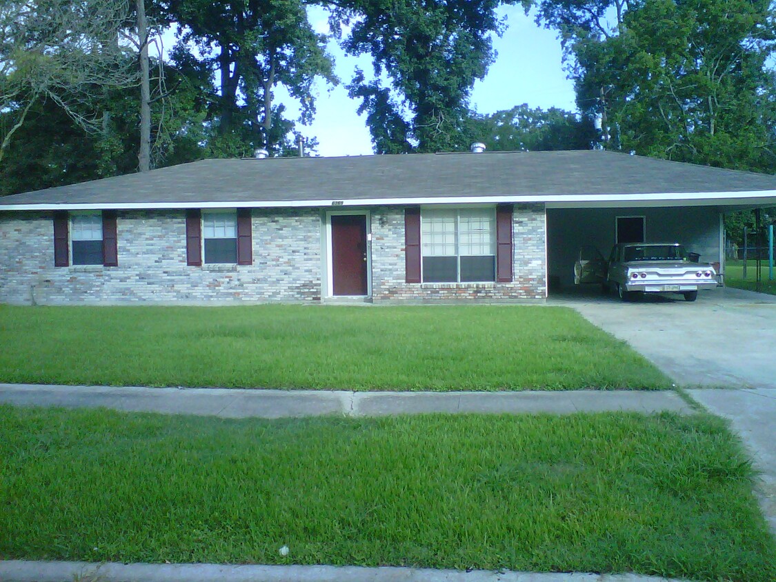 Primary Photo - 6369 Blue Grass Dr