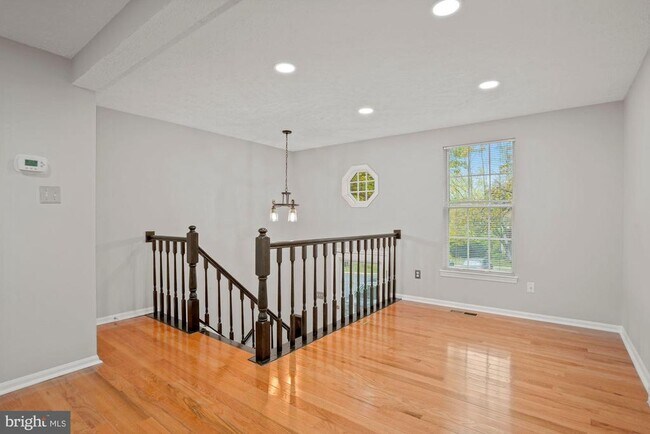 Foto del edificio - 1539 Woodcrest Dr