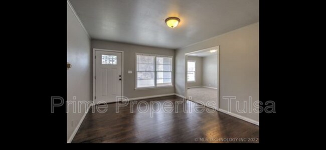 Foto del edificio - 925 E Thompson Ave