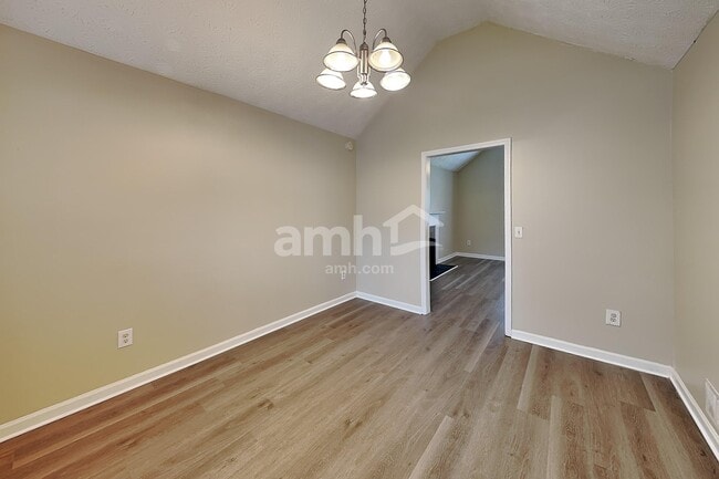 Building Photo - 808 Grindstone Ct SW