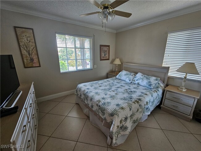 Foto del edificio - 7761 Jewel Ln