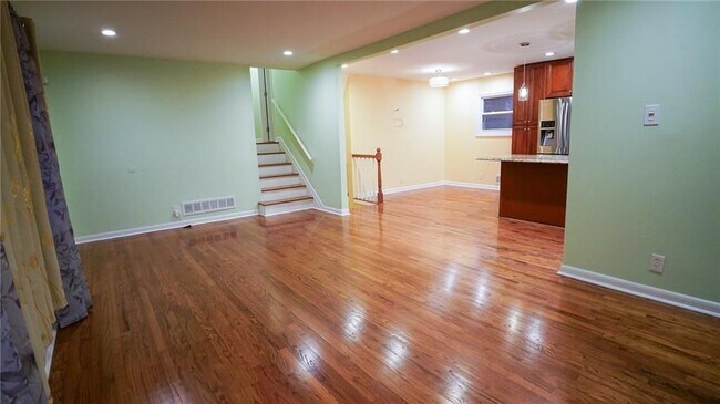 Foto del edificio - 2007 Candace Ln SE