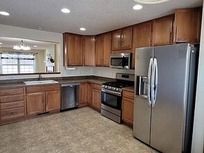 Building Photo - 15205 French Dr N